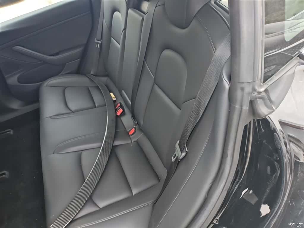 Tesla Model 3, 2019 17