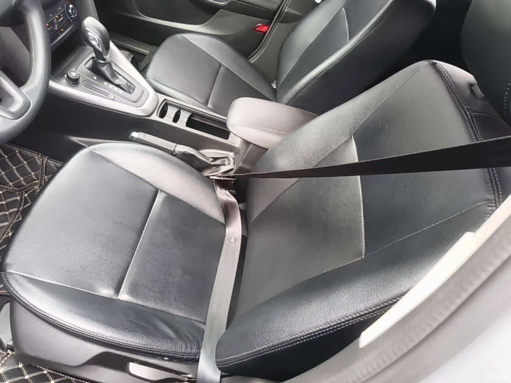Ford Focus, 2016 15