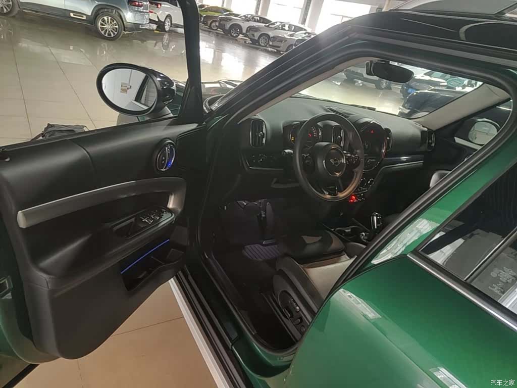 Mini Countryman, 2020 16