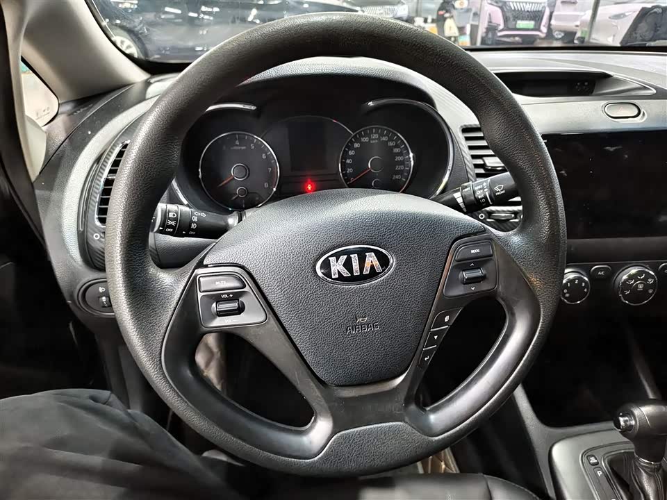 Kia K3