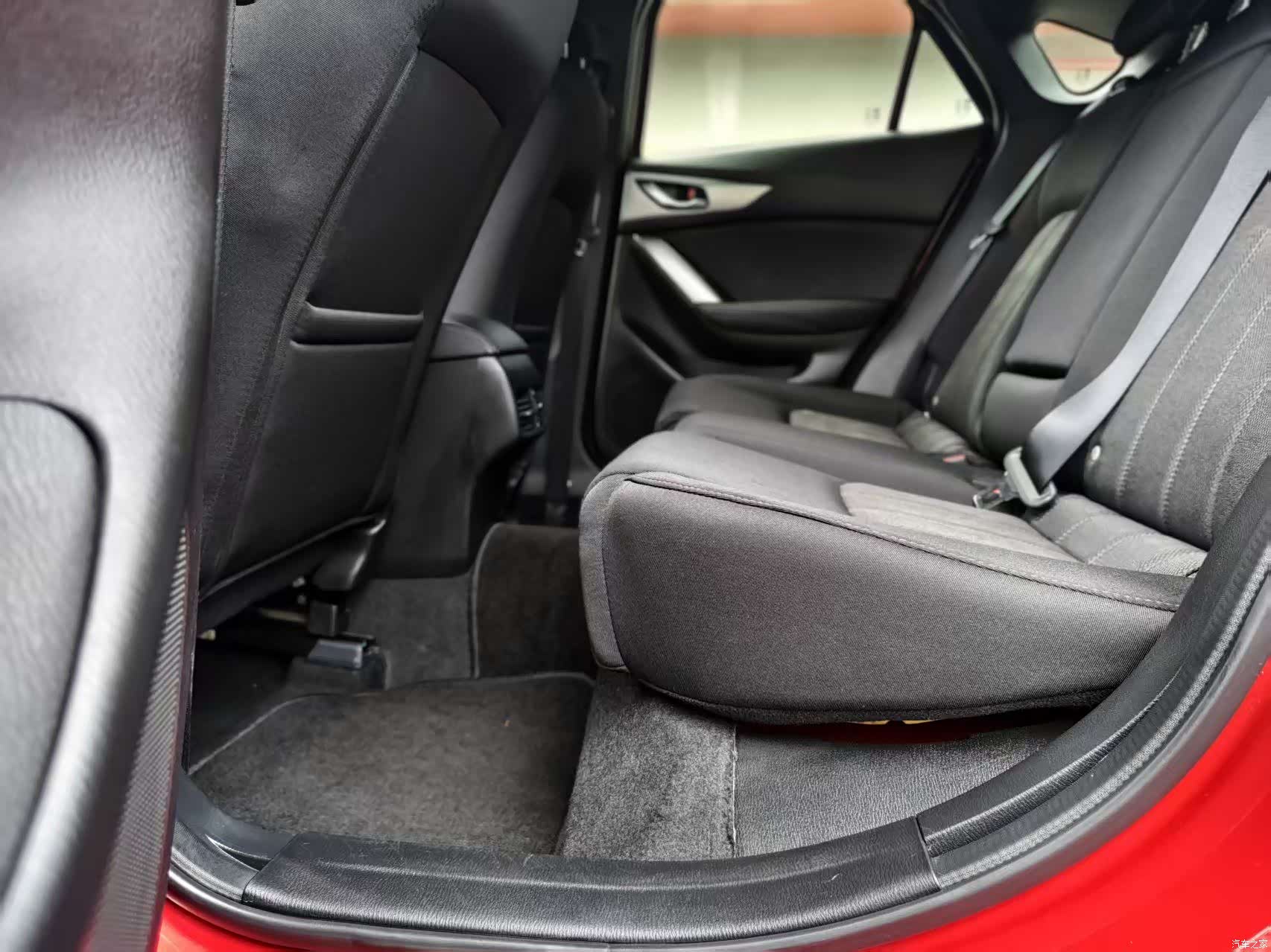 Mazda CX-4, 2018 10