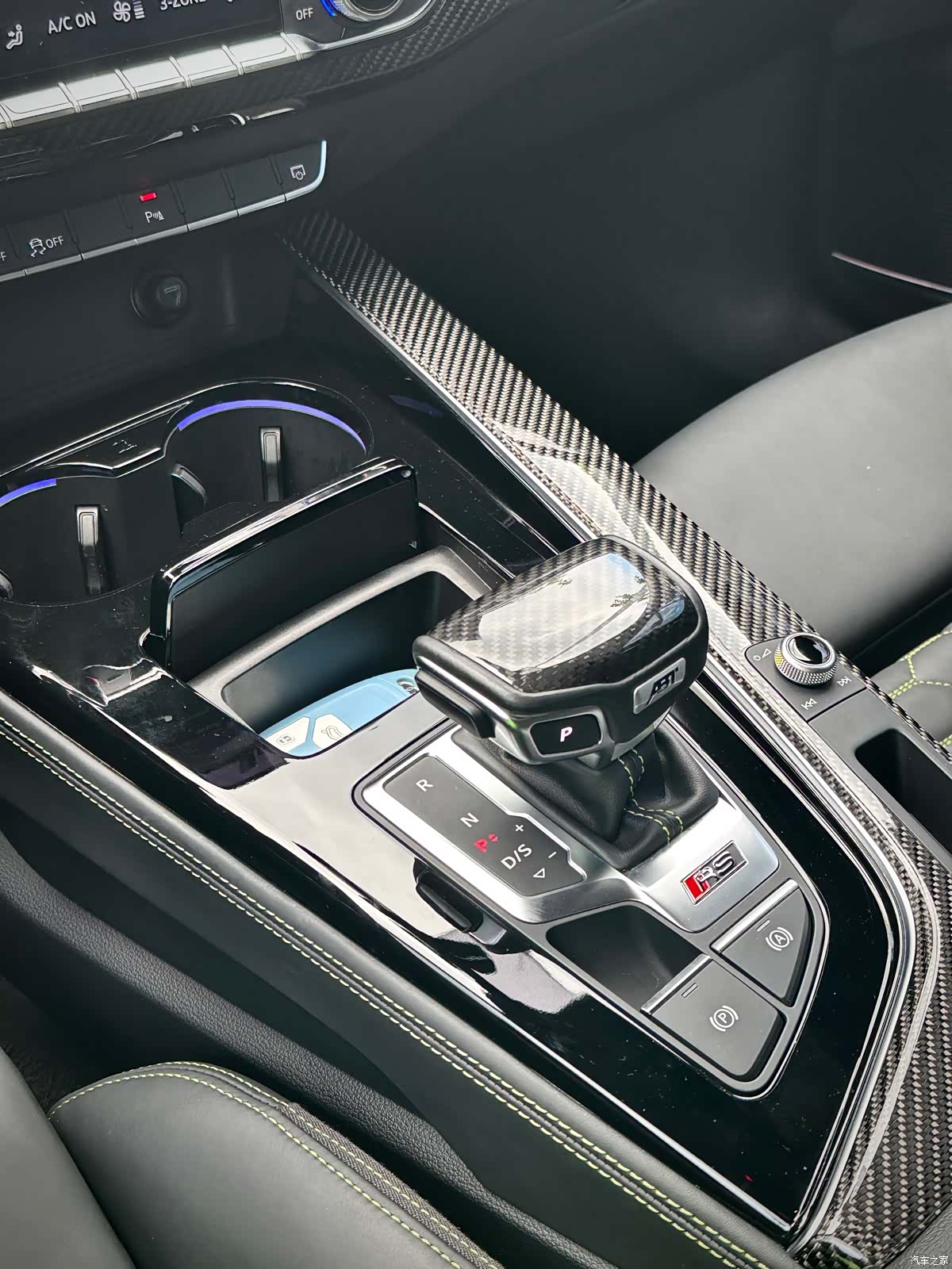 Audi RS4, 2023 10