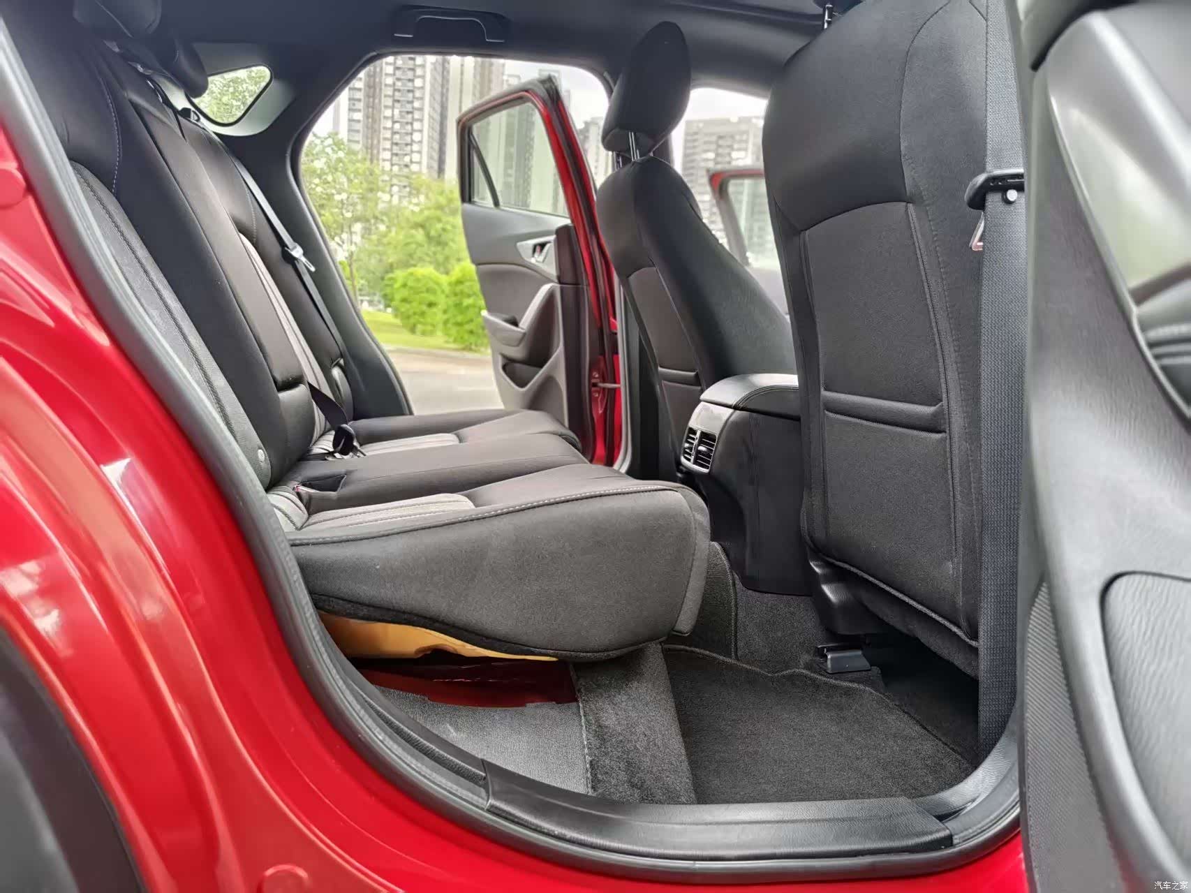 Mazda CX-4, 2018 17