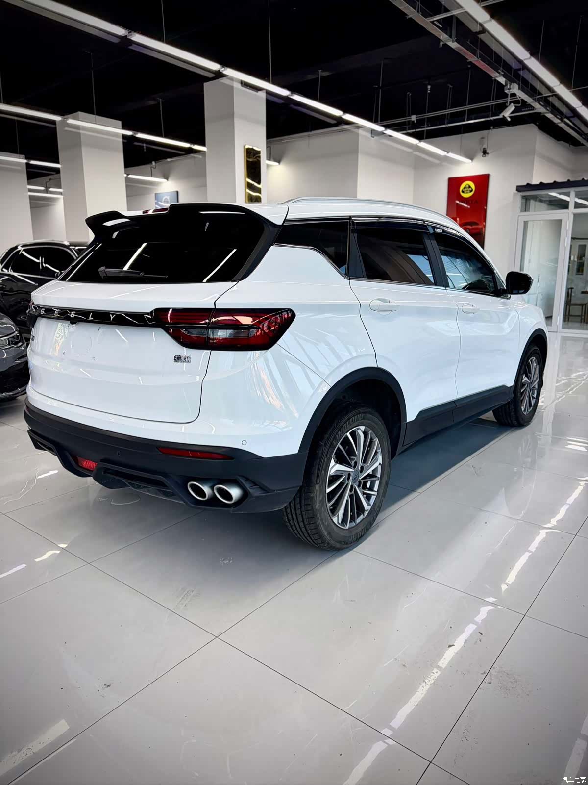 Geely Coolray, 2022 6