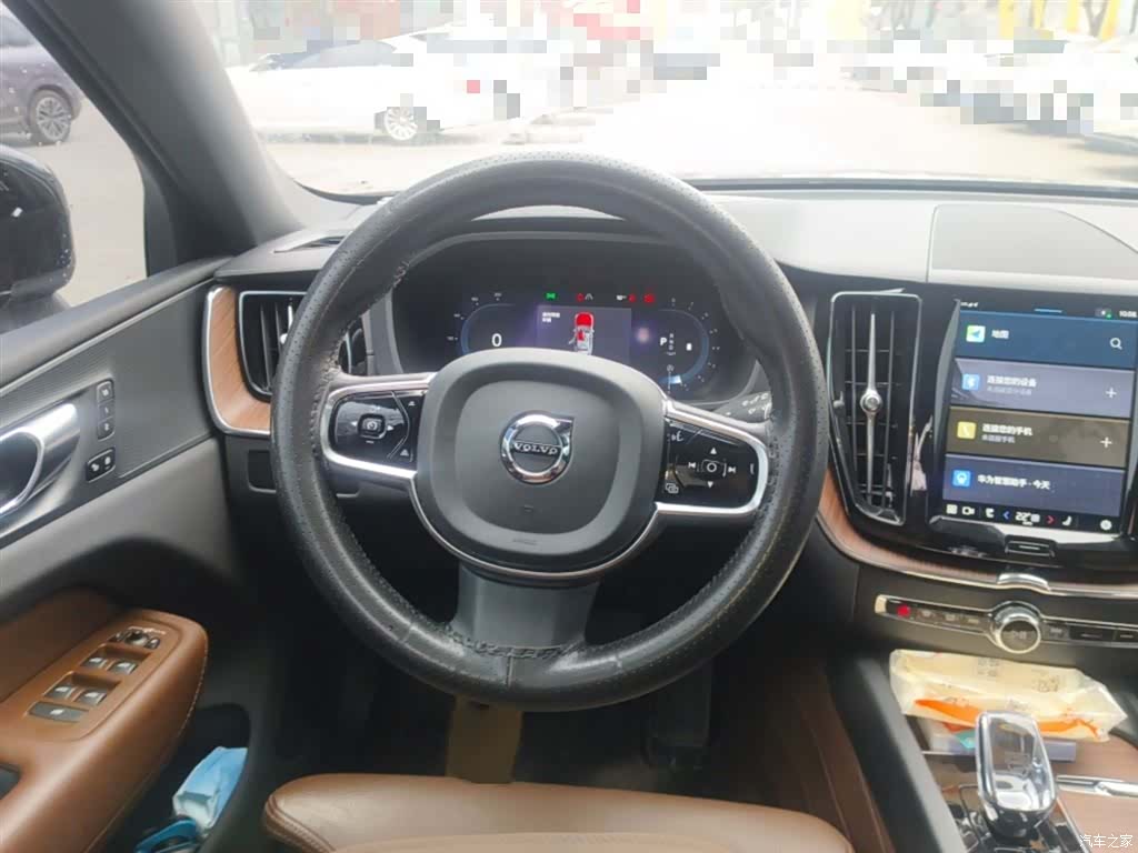 Volvo XC60, 2024 3