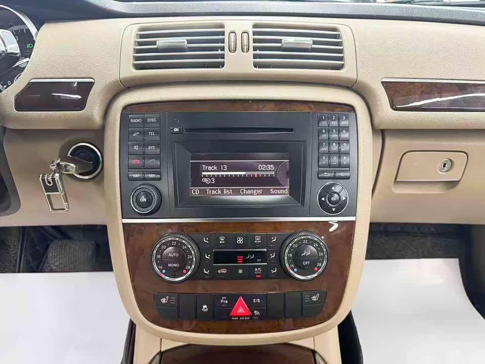 Mercedes-Benz R-class