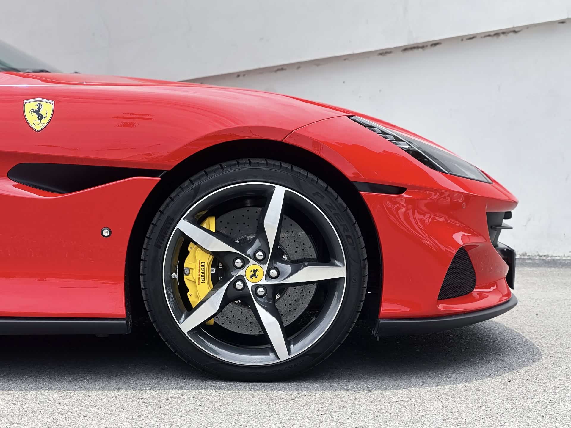Ferrari Portofino, 2023 14