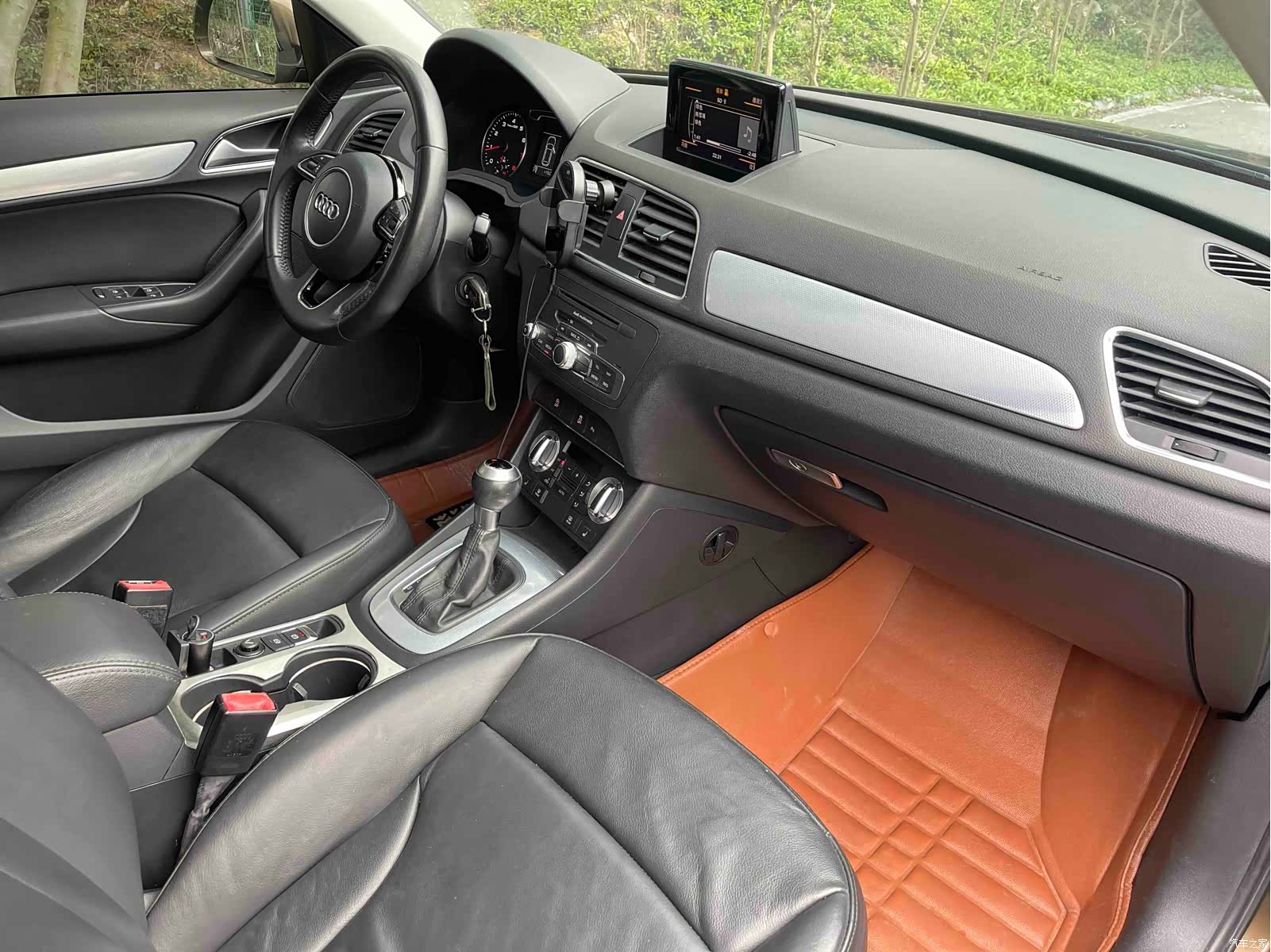 Audi Q3, 2015 11