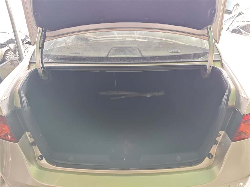Roewe 350, 2014 19