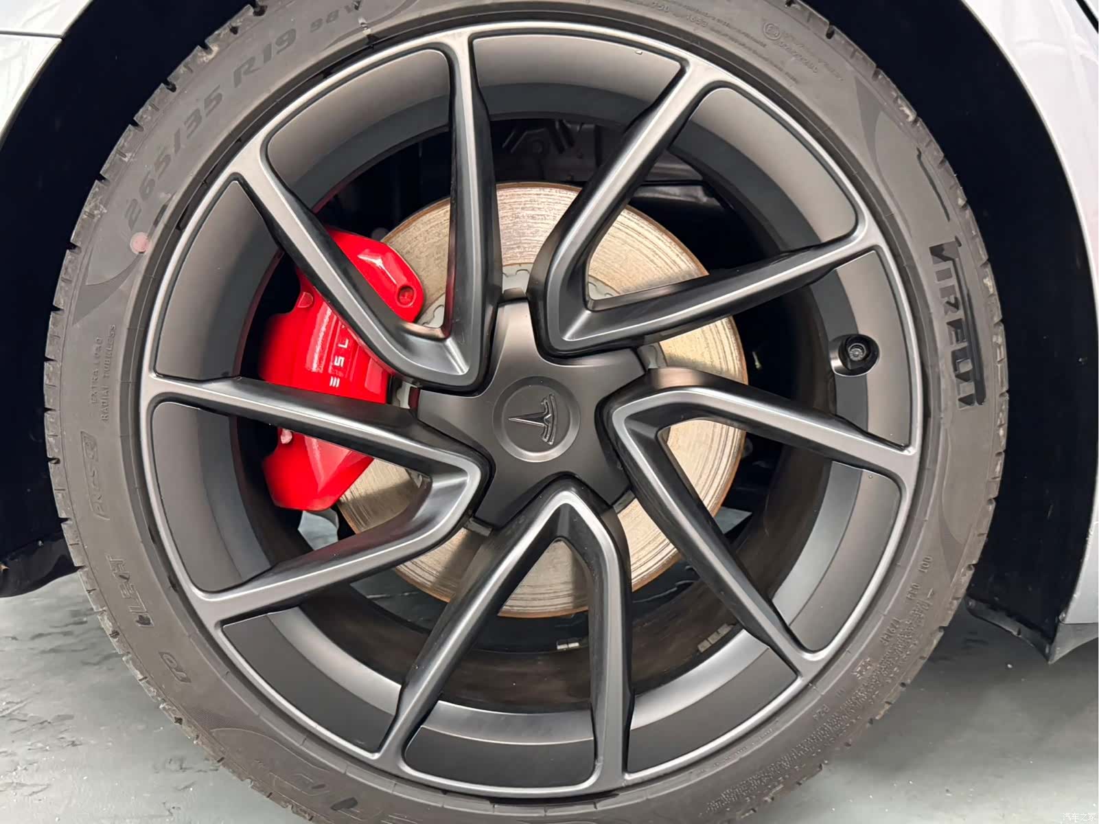 Tesla Model 3, 2026 7