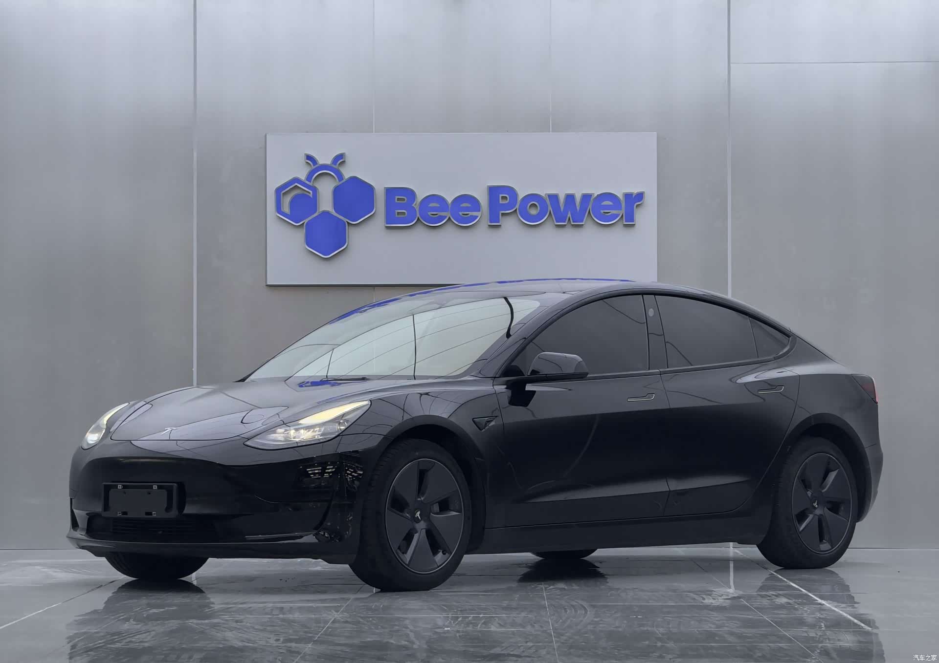 Tesla Model 3, 2022 1