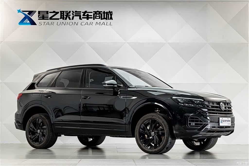 Volkswagen Touareg, 2023 все фото