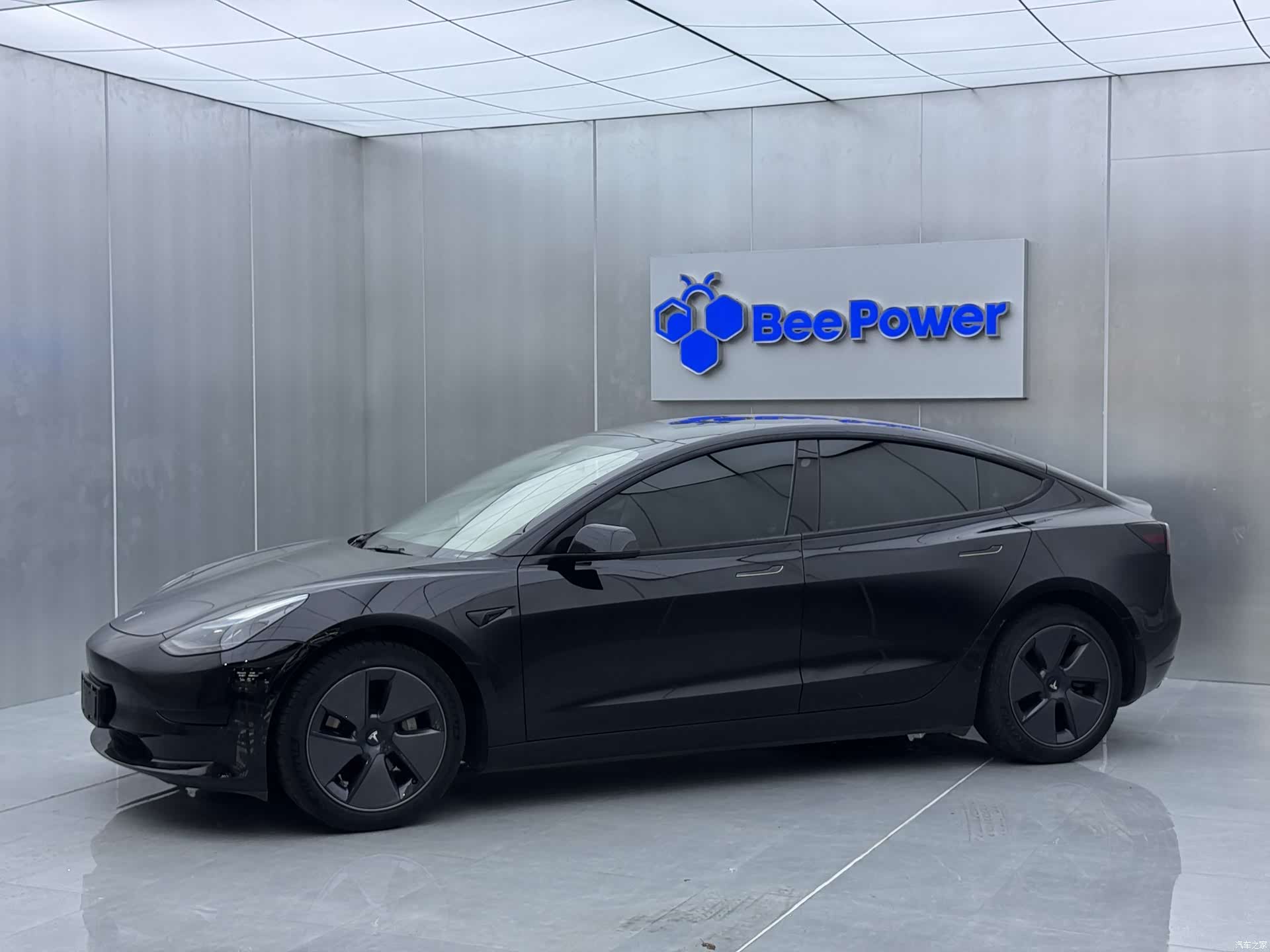 Tesla Model 3, 2022 4