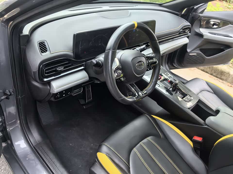 Trumpchi Shadow Leopard