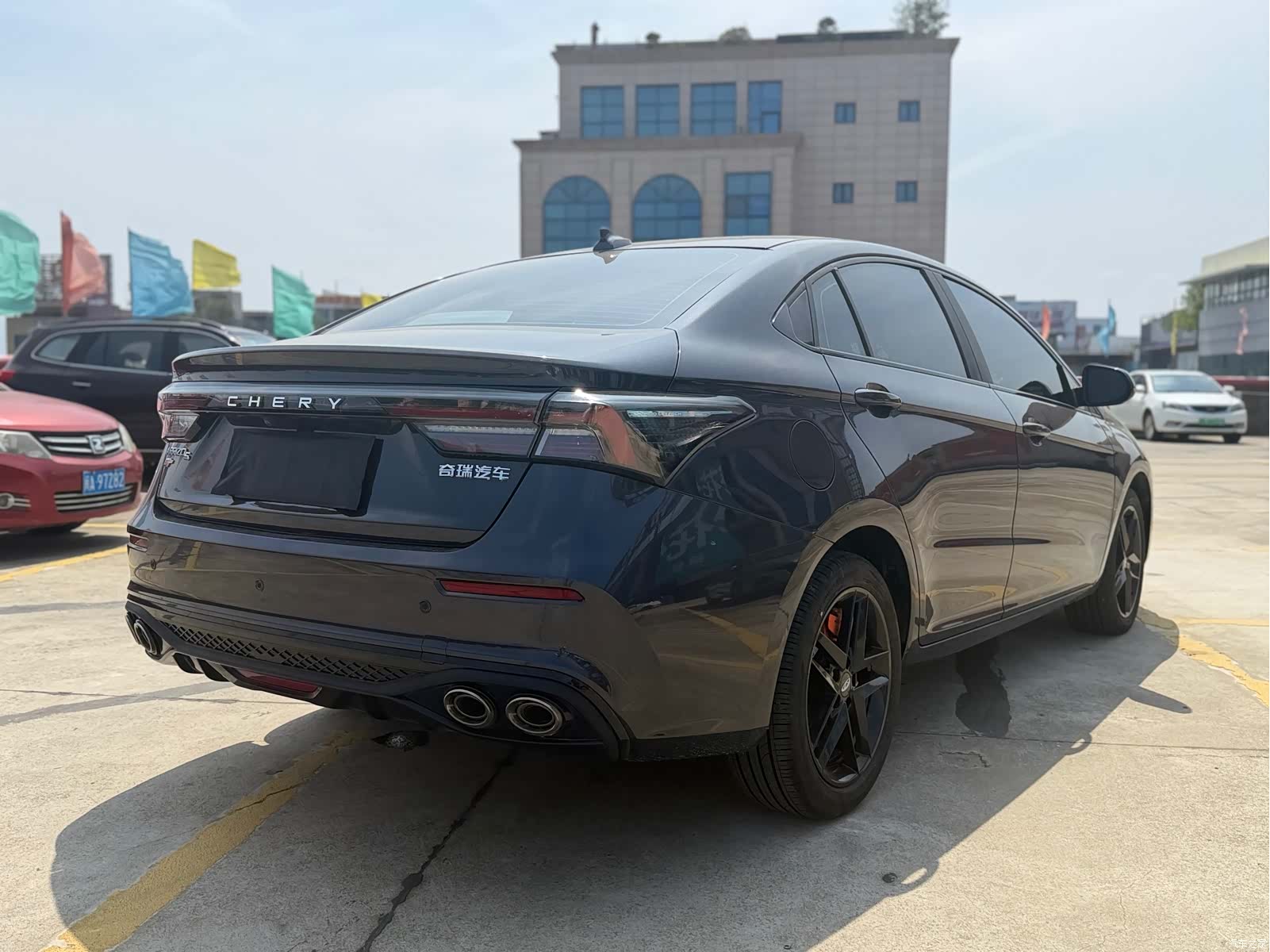 Chery 5, 2022 все фото