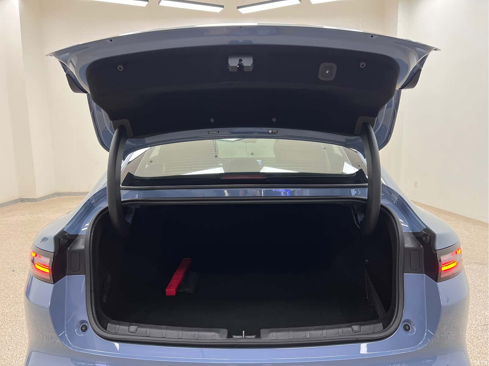 Leapmotor B01, 2025 30