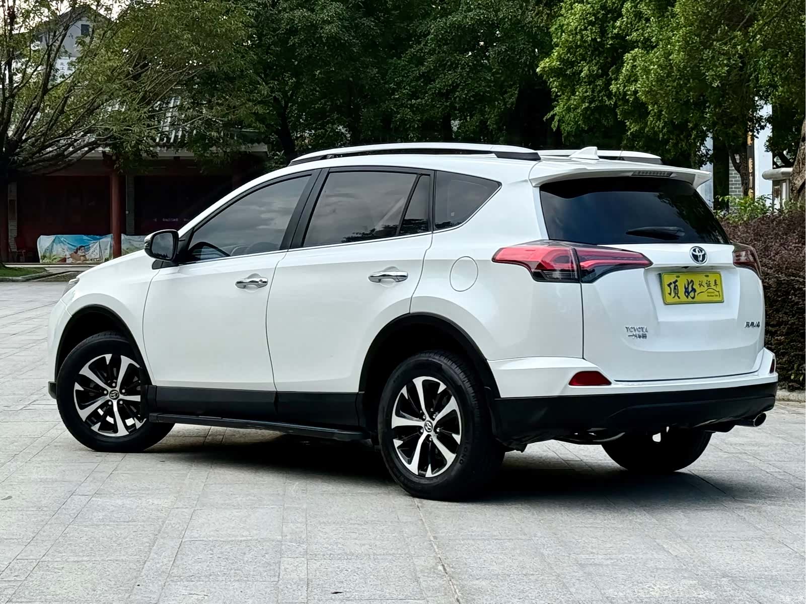 Toyota RAV4, 2017 7