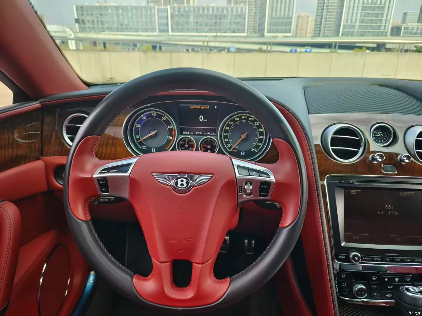 Bentley Flying Spur, 2015 12