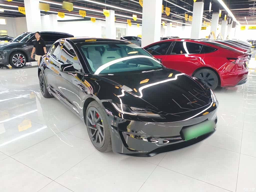 Tesla Model 3, 2026 22