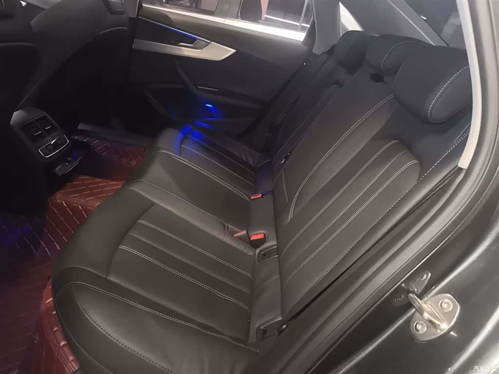 Audi A4L, 2021 17