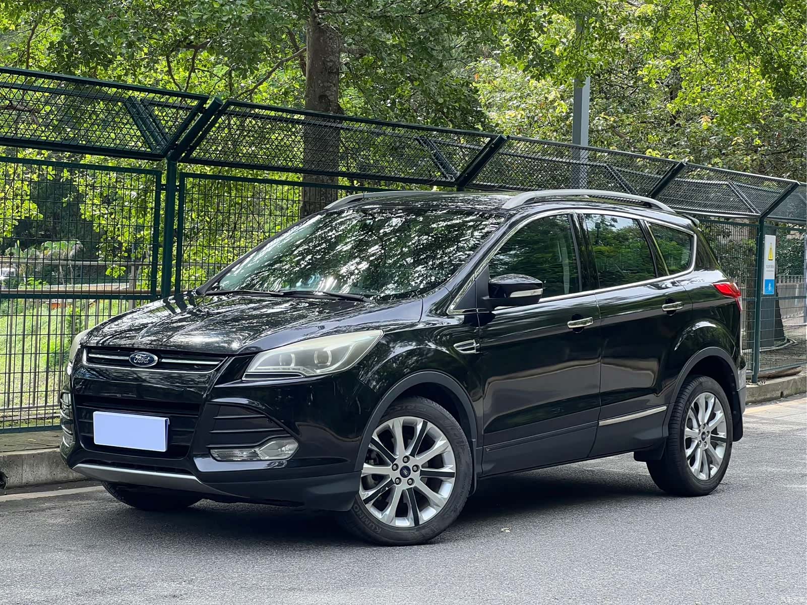 Ford Kuga, 2014 1