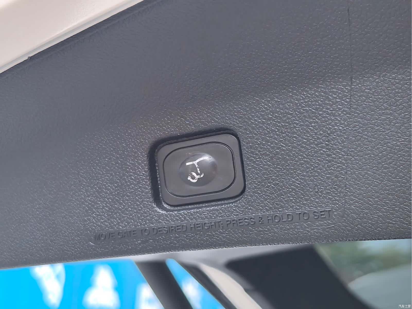 Ford Explorer, 2019 11