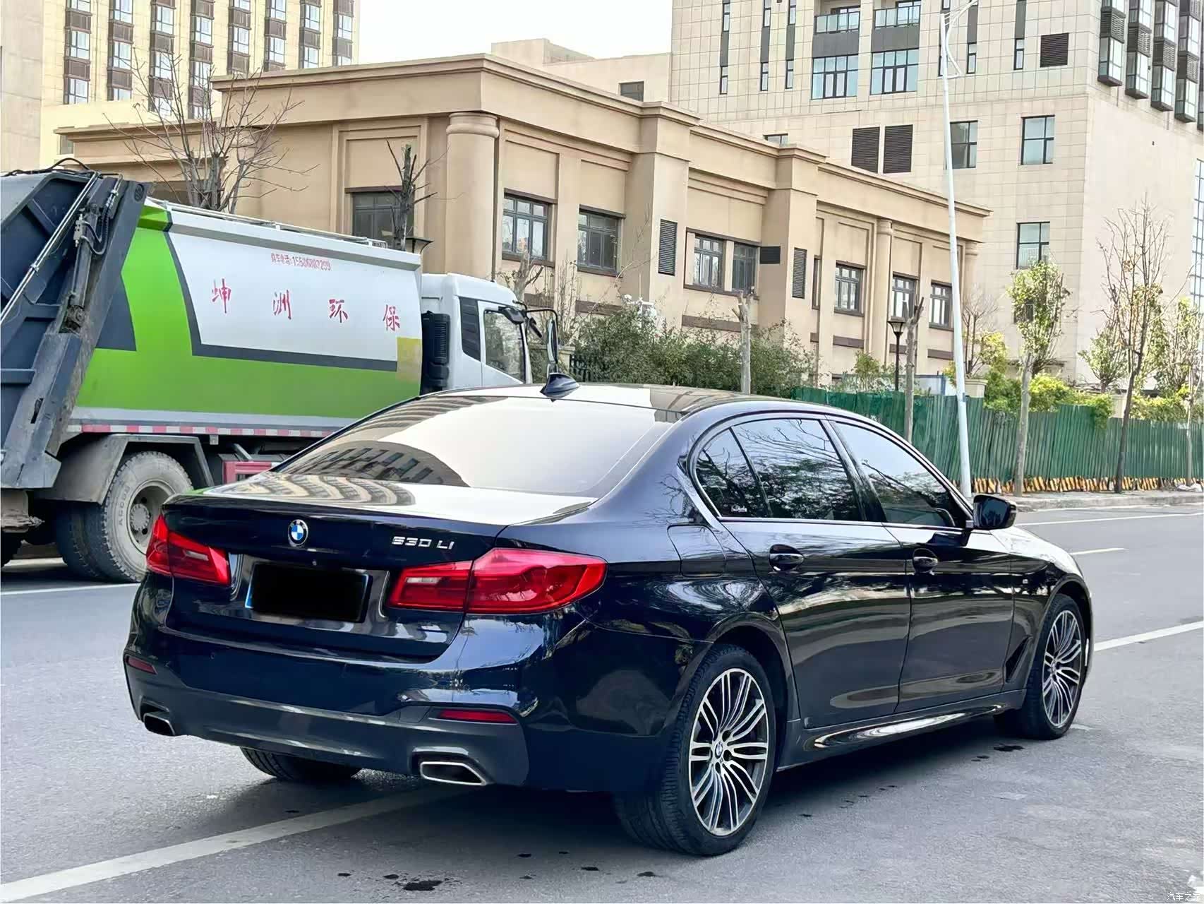BMW 5 Series, 2019 все фото