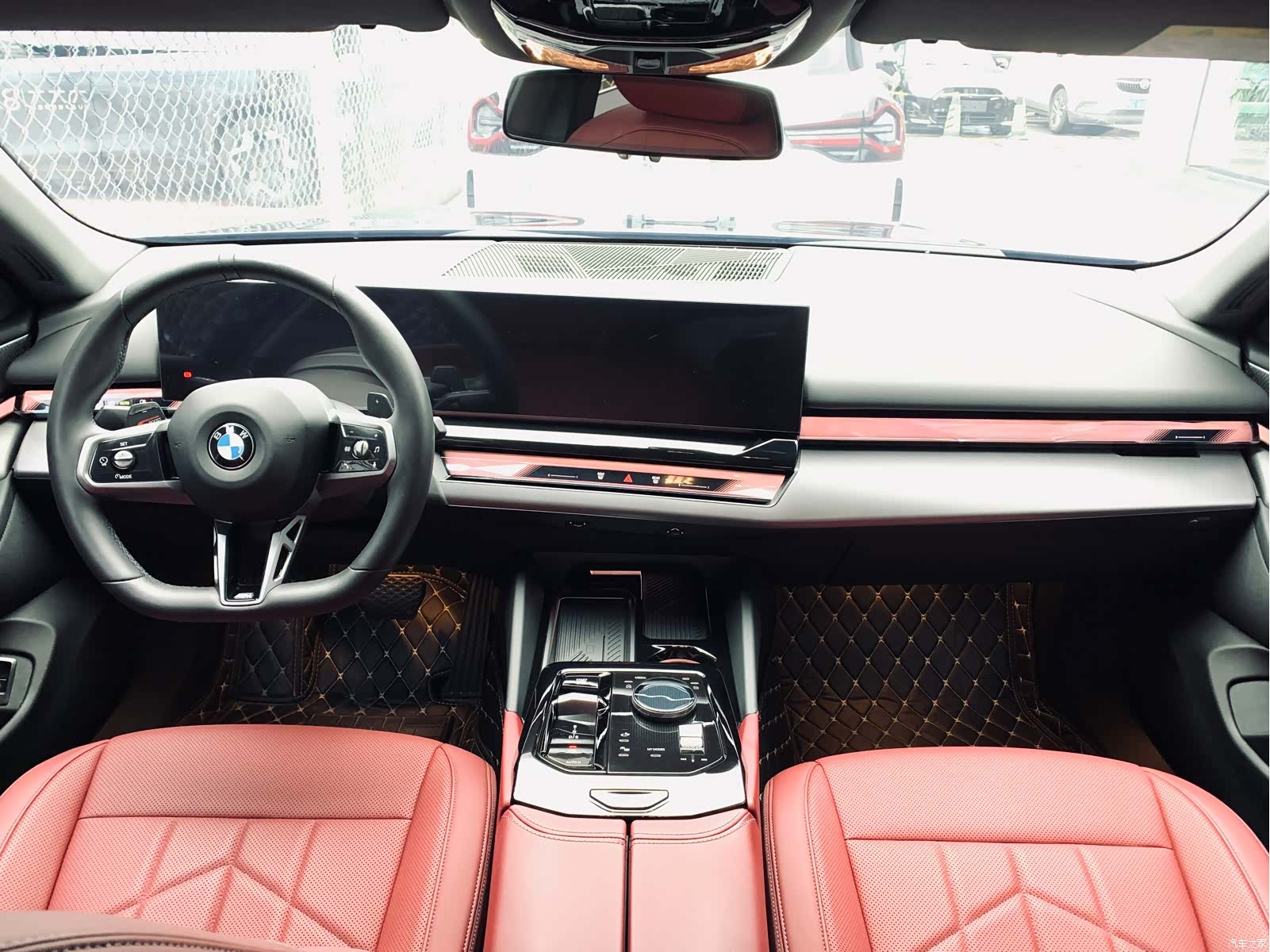BMW 5 Series, 2025 10
