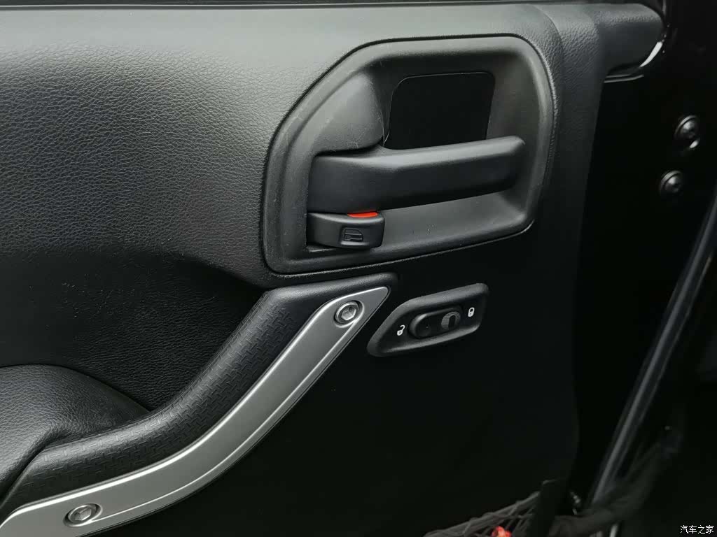 Jeep Wrangler, 2015 9