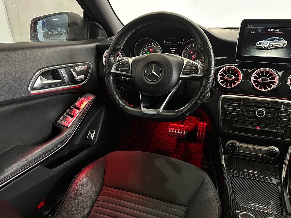 Mercedes-Benz CLA