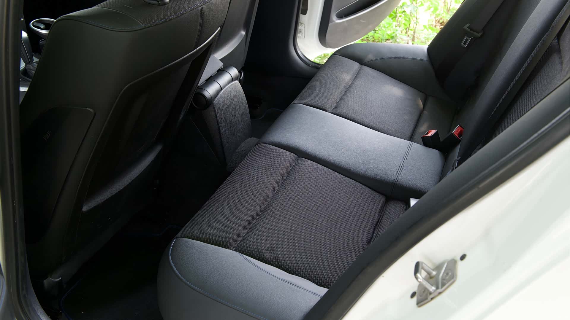 BMW 1 Series, 2010 11