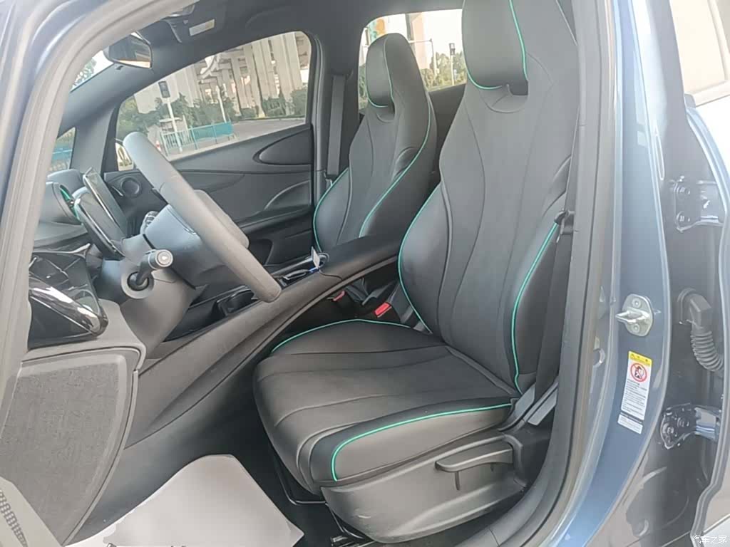 BYD Dolphin, 2025 8