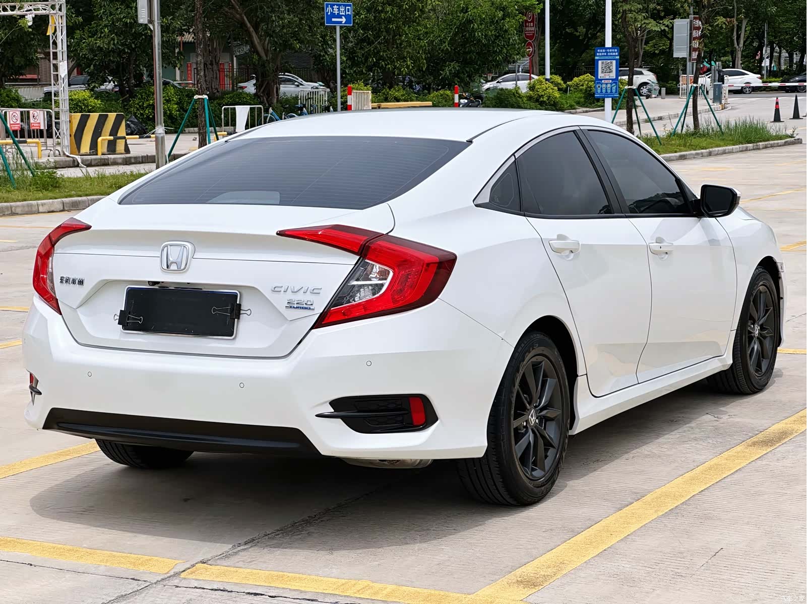 Honda Civic, 2019 15