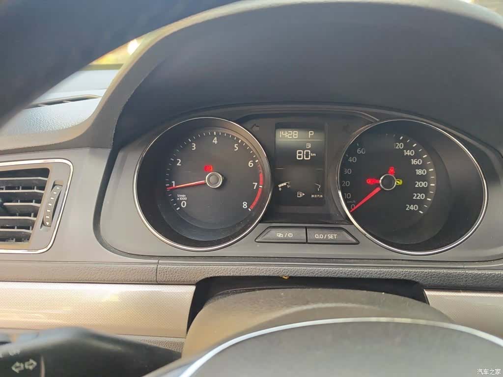 Volkswagen Lavida, 2016 4