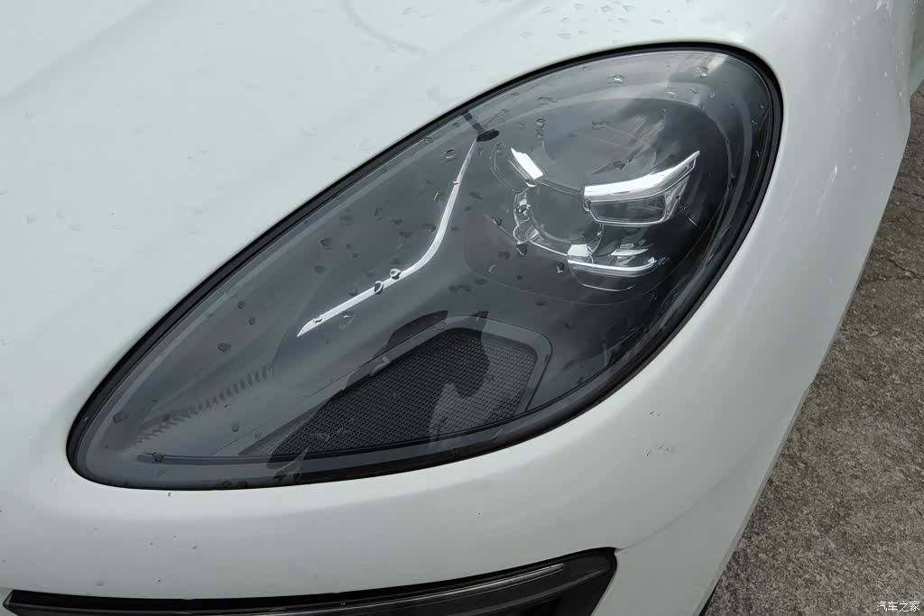 Porsche Macan, 2016 все фото
