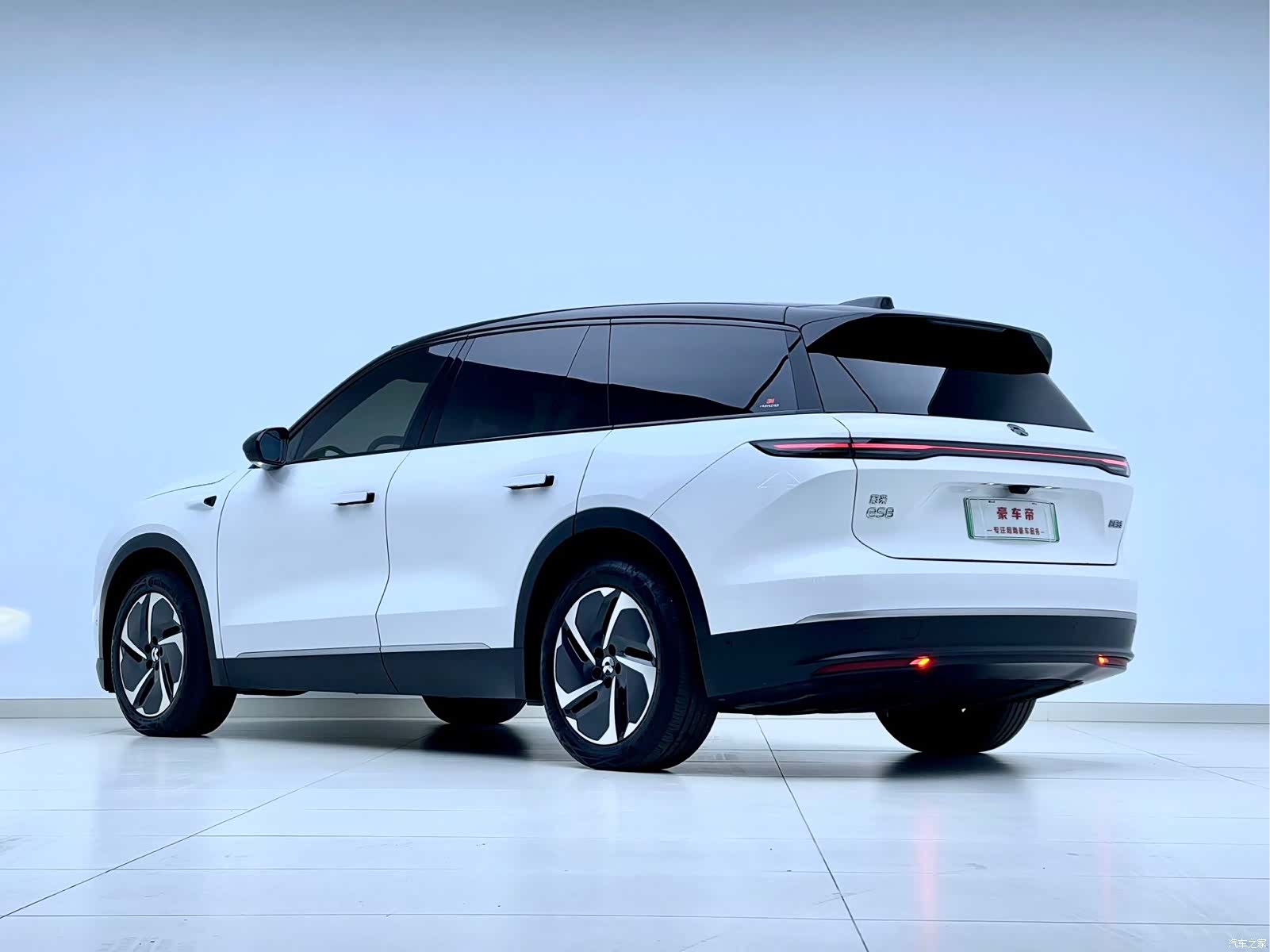 NIO ES8, 2023 3