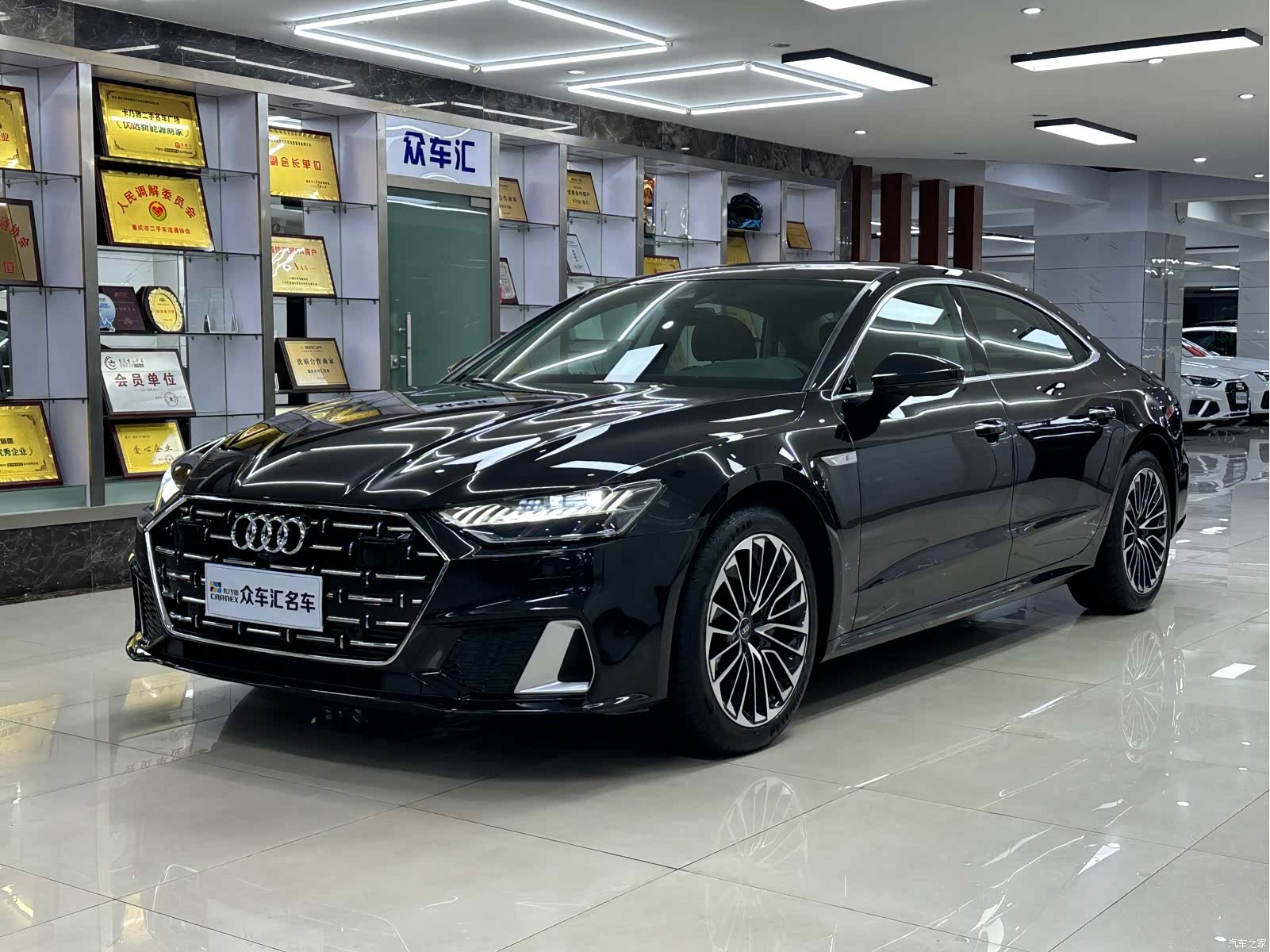 Audi A7L, 2025 1