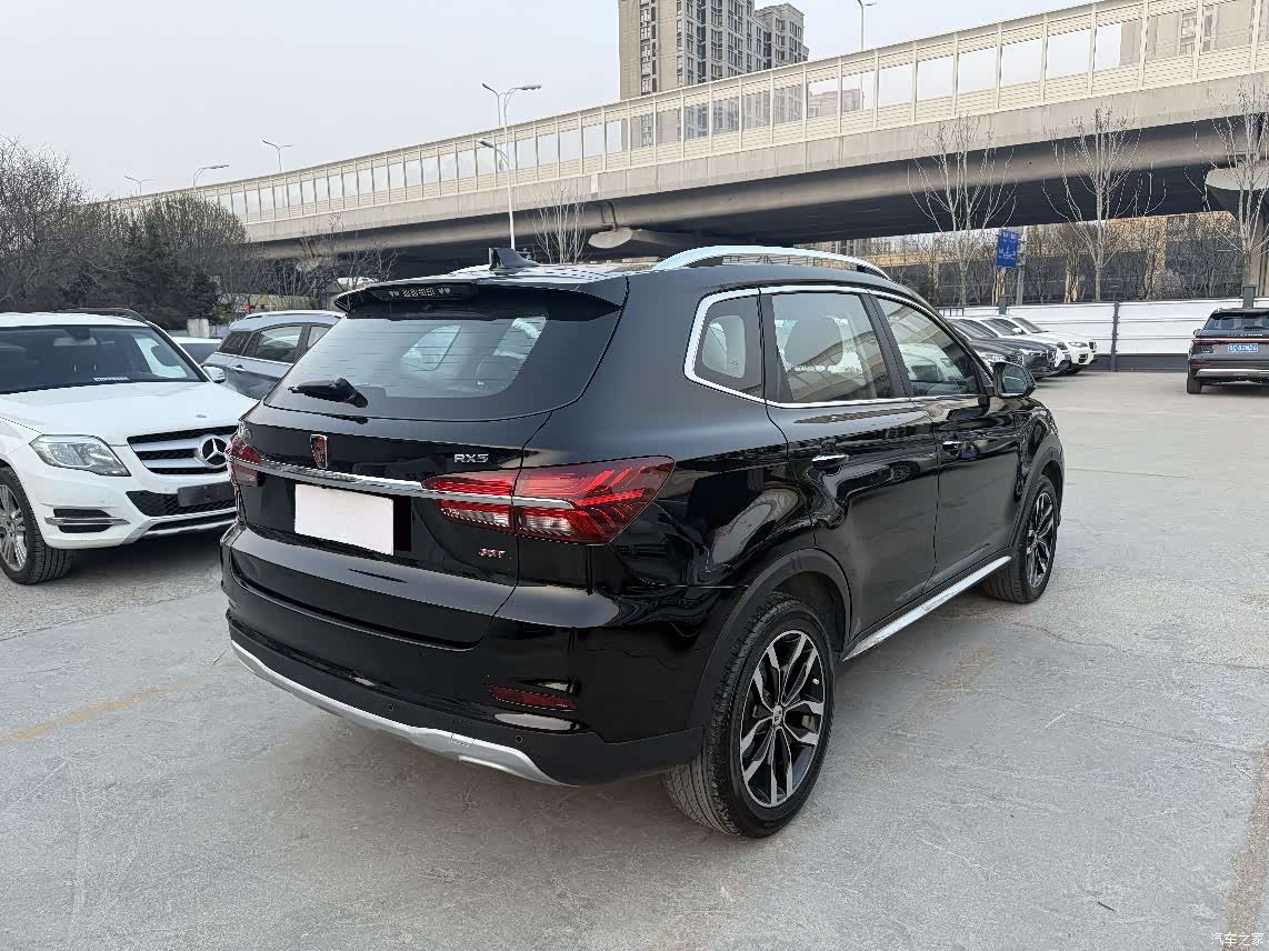 Roewe RX5, 2017 9