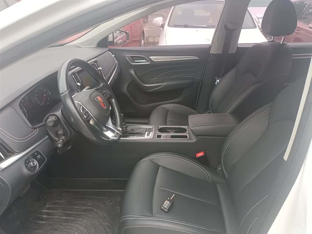 Roewe i6, 2019 15