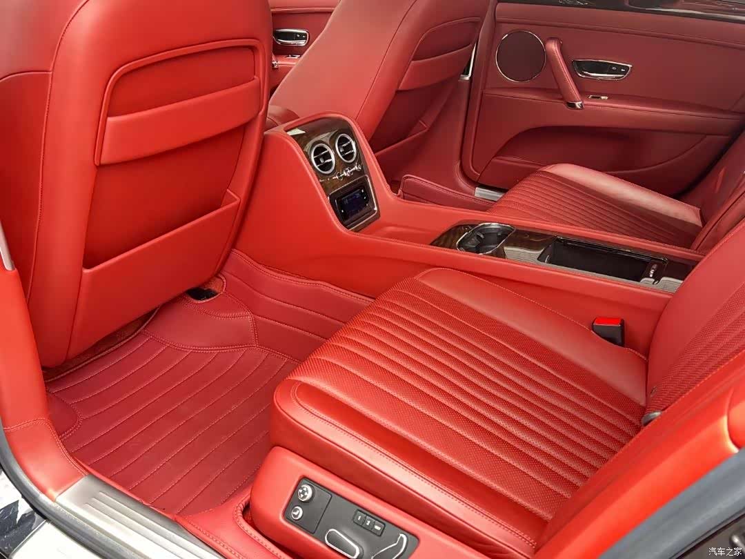 Bentley Flying Spur, 2018 8