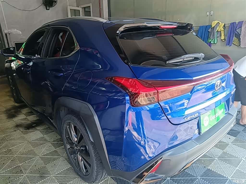 Lexus UX, 2019 все фото