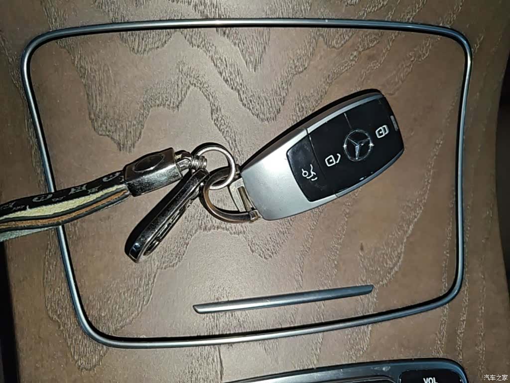 Mercedes-Benz E-Class, 2022 9