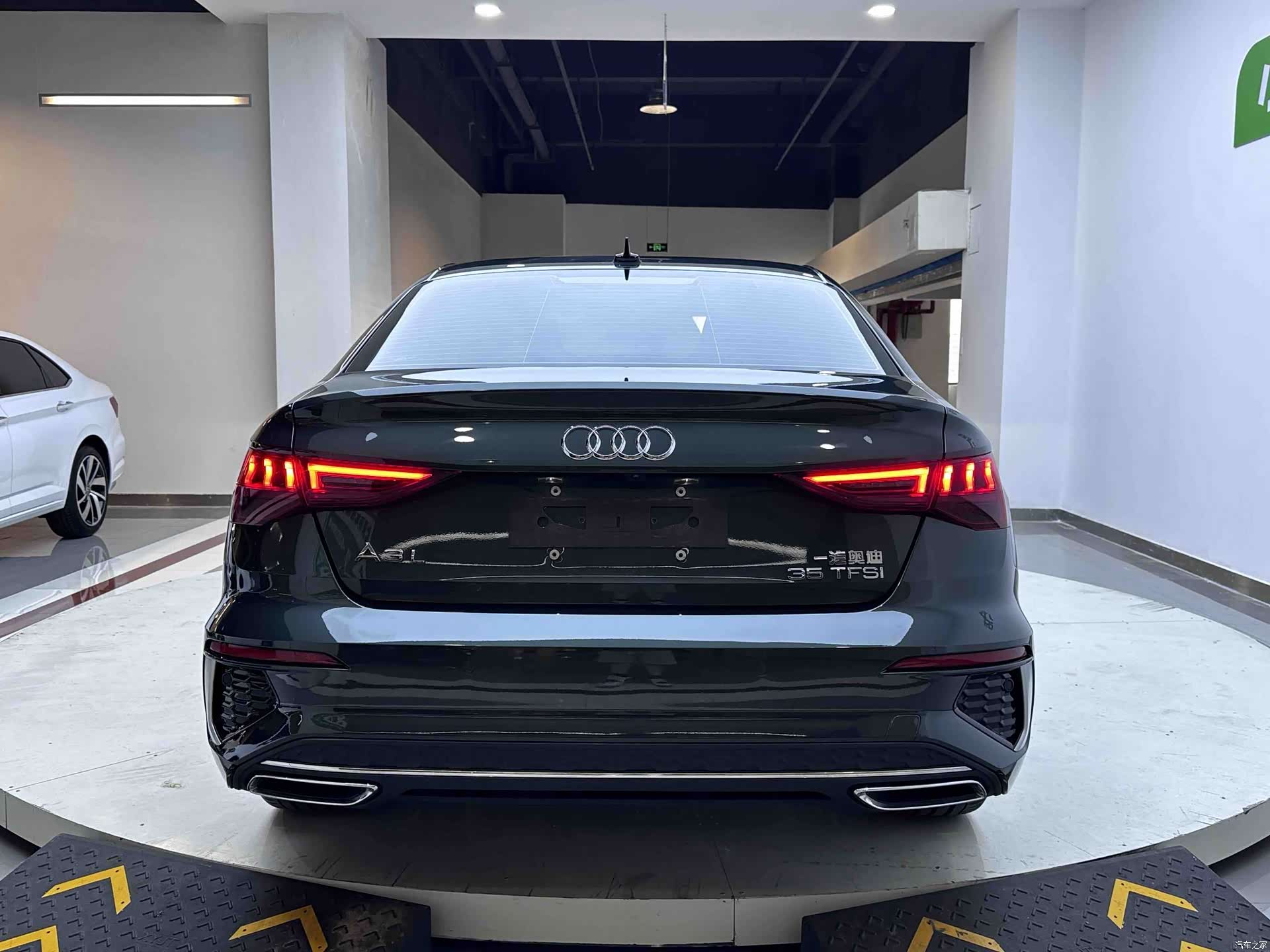 Audi A3, 2022 все фото