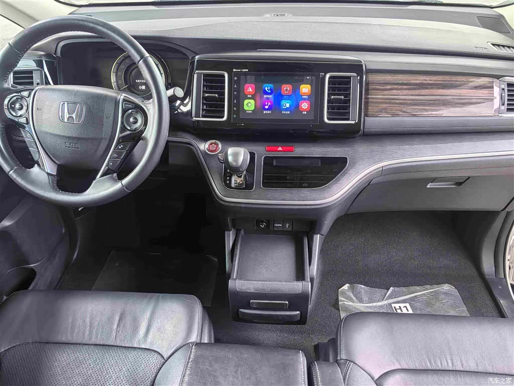 Honda Elysion, 2017 13