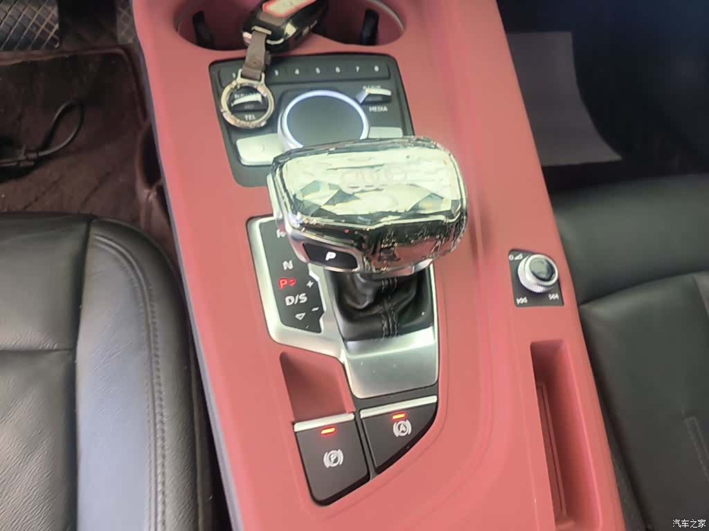 Audi A4L, 2019 14