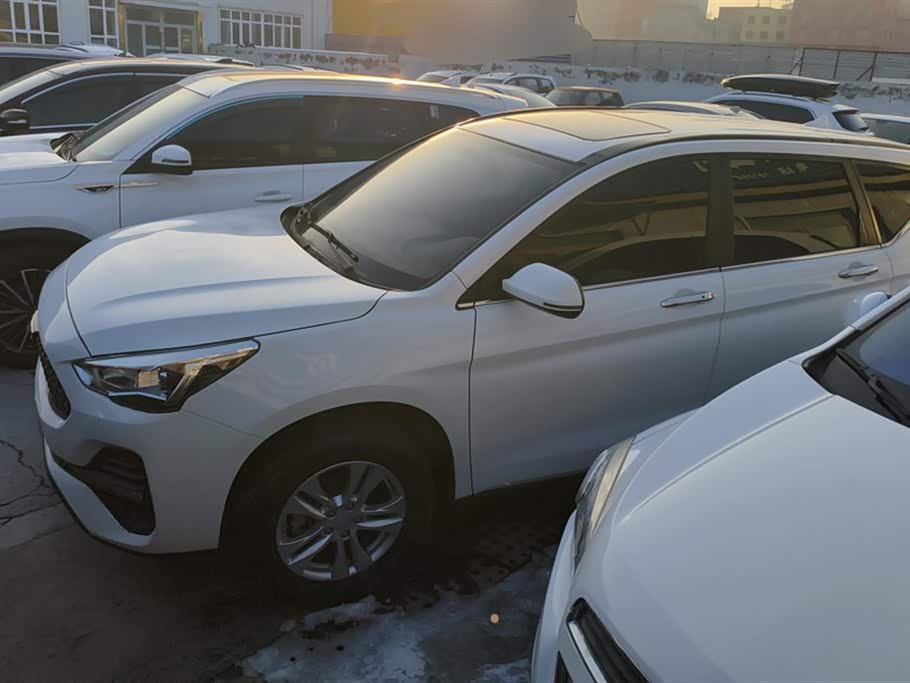Haval M6
