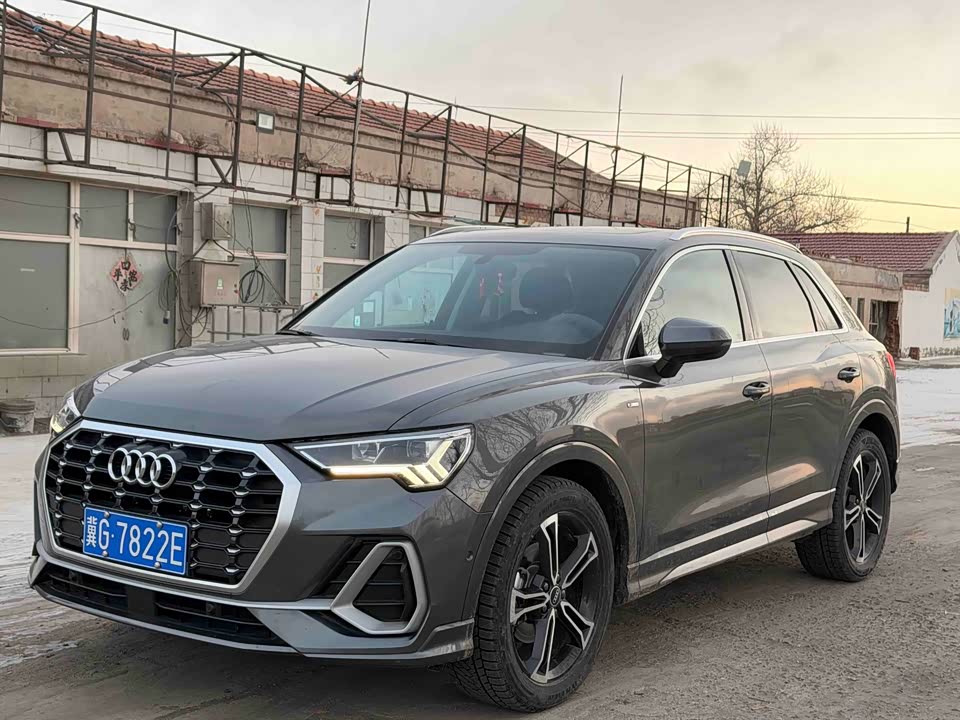 Audi Q3