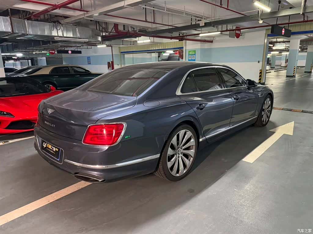 Bentley Flying Spur, 2020 11