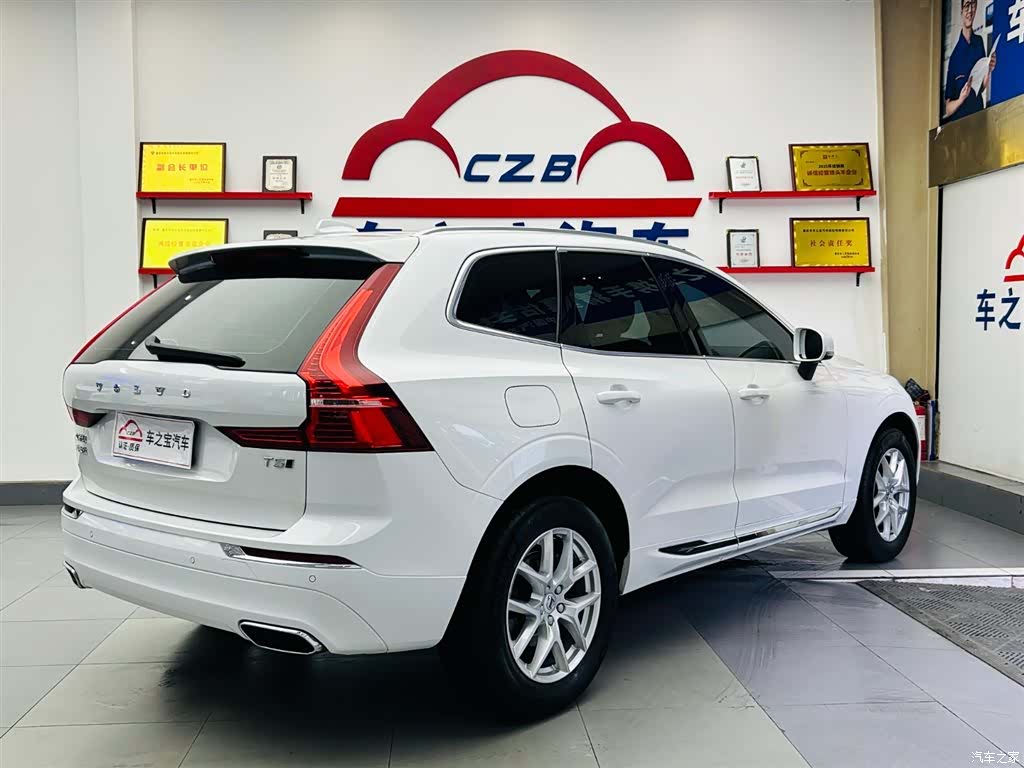 Volvo XC60, 2021 все фото