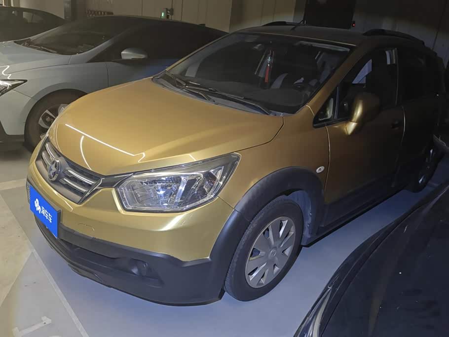 Venucia R50X 2016 1.6L MT Elite